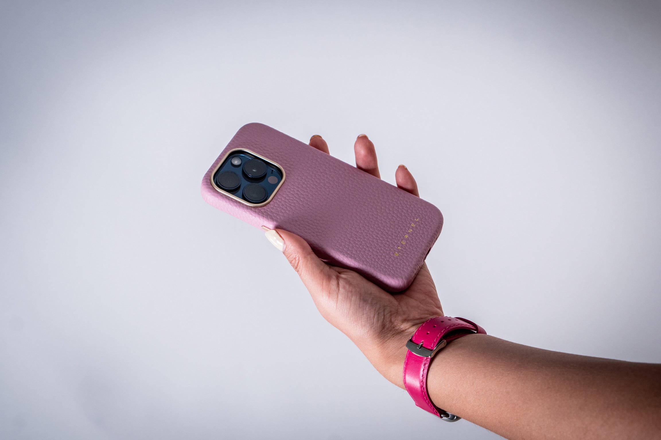 Les 5 avantages d'une coque iPhone en cuir