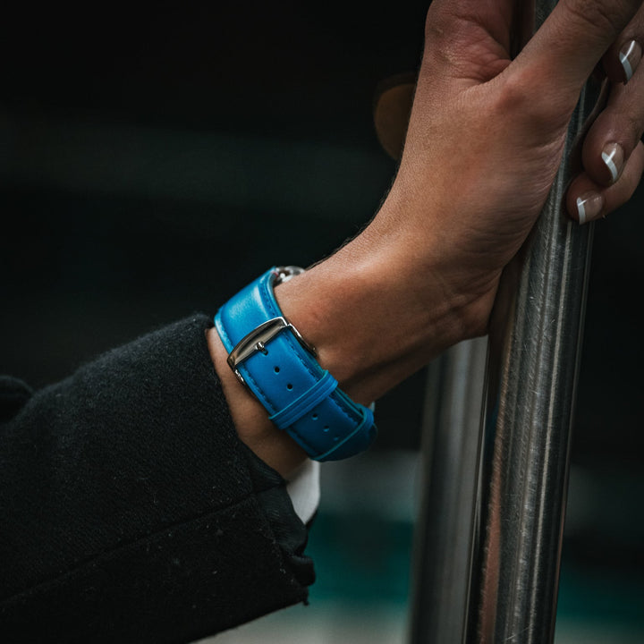Aquarelle - Bracelet Apple Watch cuir petite taille Turquoise 38mm 40mm 41mm 42mm