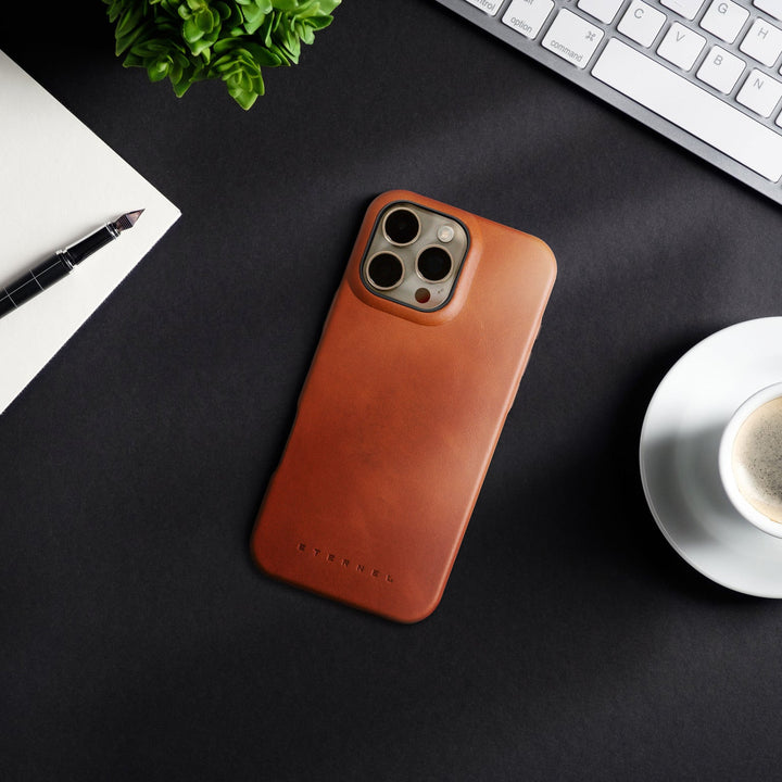 Coque Arsene cuir pleine fleur - iPhone 16 Pro Max - Miel